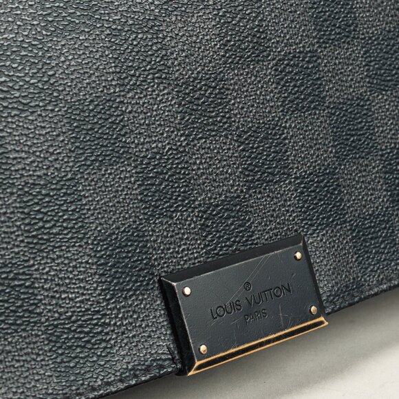 Louis Vuitton Graphite Damier District MM Cross Body Bag - Picture 11 of 14
